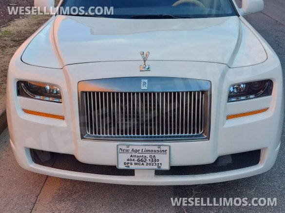 1999 Lincoln Town Car Executive Limousine for Sale in Atlanta, GA - Photo 2