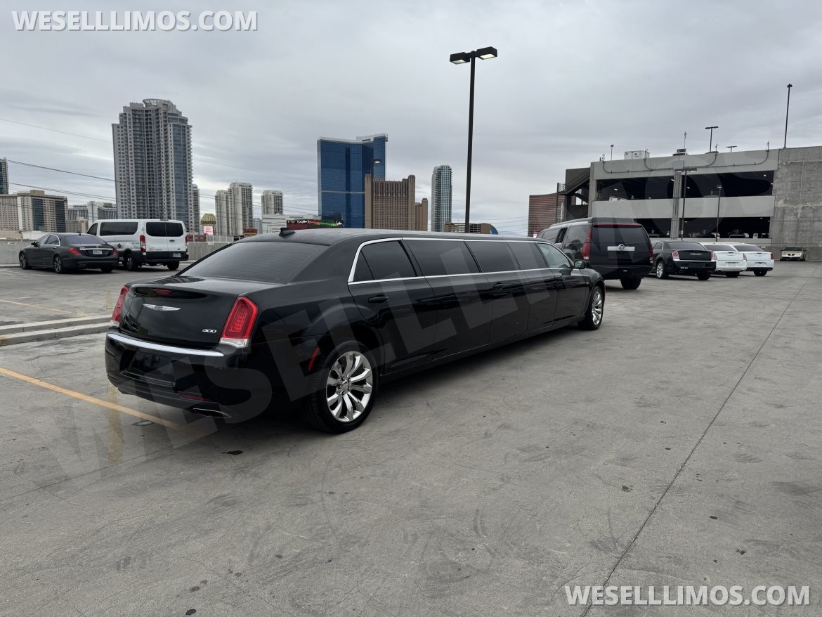 Limousine for Sale in Las Vegas, NV - Photo 2