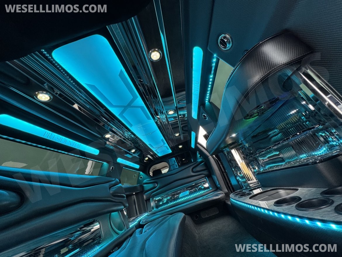 Limousine for Sale in Las Vegas, NV - Photo 31