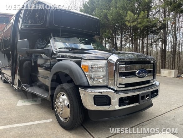 2013 Ford F-550 Executive Shuttle for Sale in Atlanta, GA - Photo 2