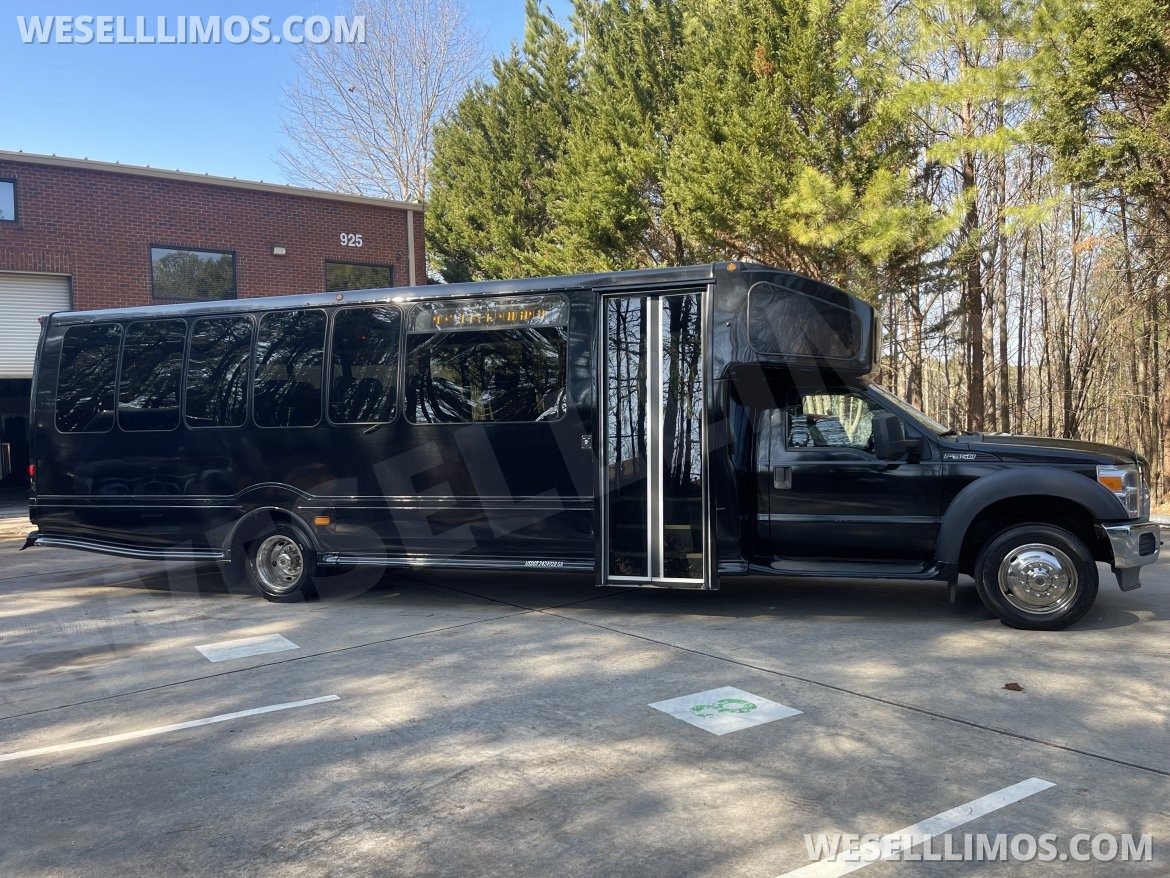 Executive Shuttle for Sale in Atlanta, GA - Photo 11