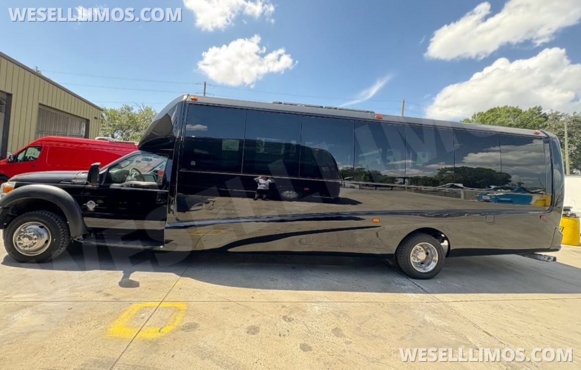 Executive Shuttle for Sale in Orlando, FL - Main Photo