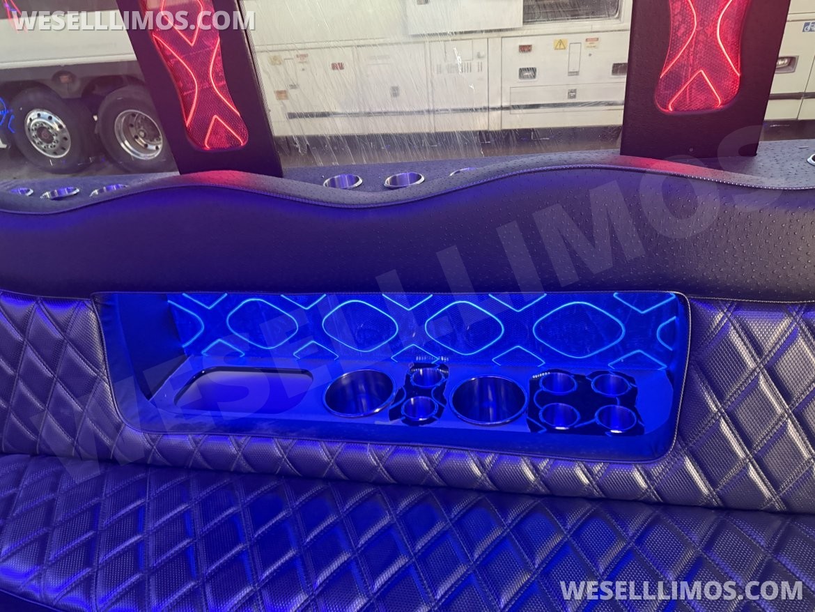 Limo Bus for Sale in Orlando, FL - Photo 6
