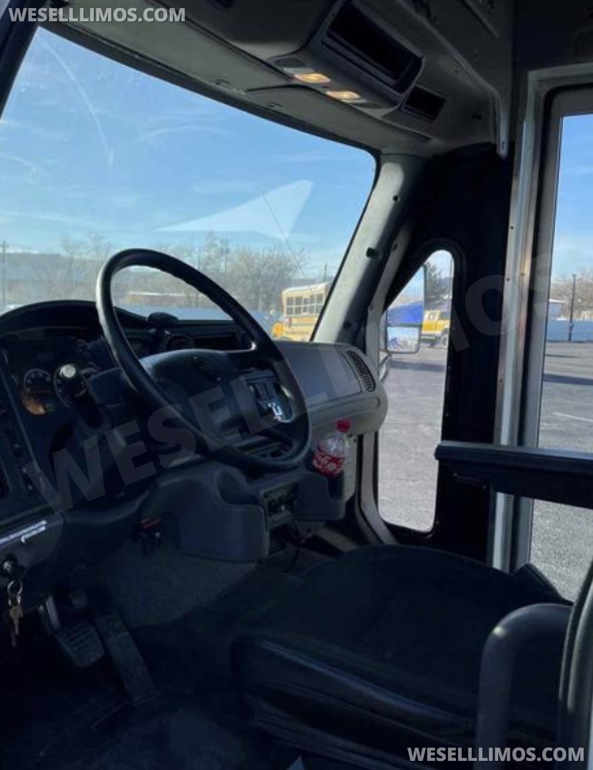 Limo Bus for Sale in Orlando, FL - Photo 8