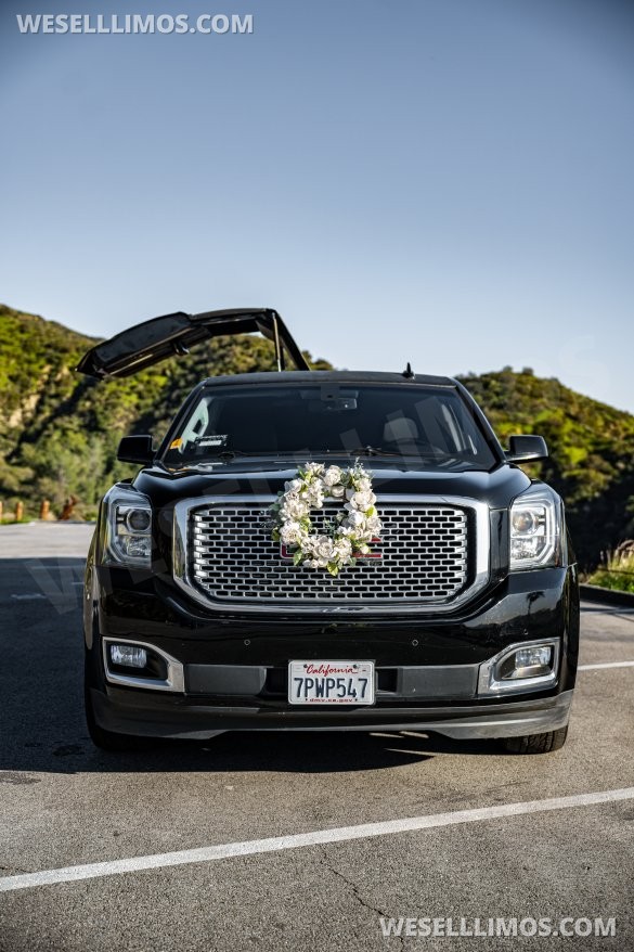 2017 GMC DENALI Limousine for Sale in glendale, CA - Photo 2