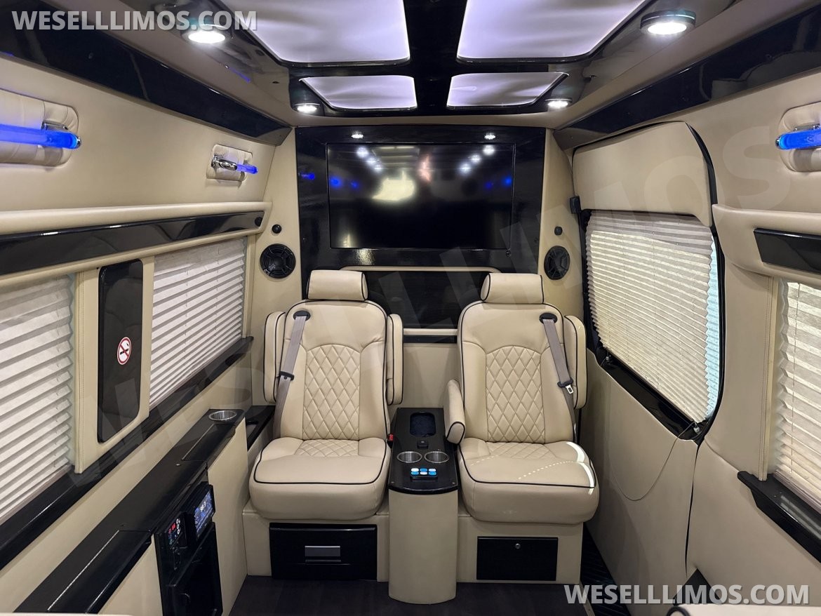 Sprinter for Sale in Baldwin, NY - Photo 28