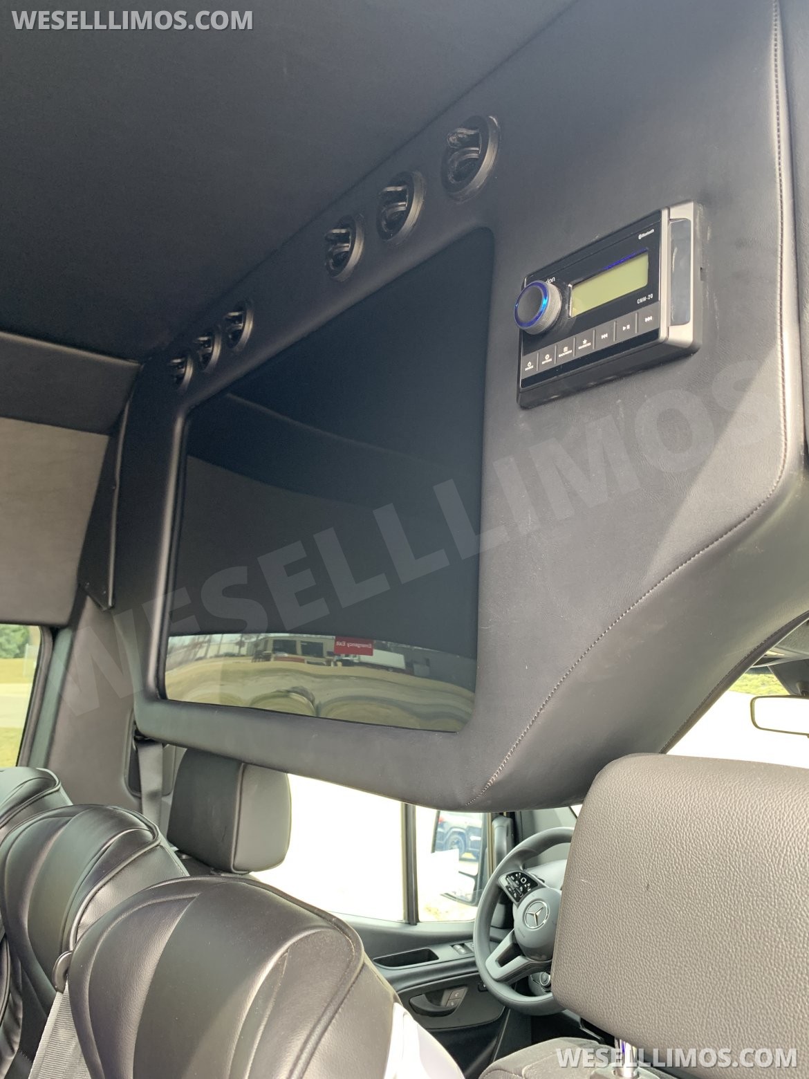 Executive Shuttle for Sale in Elkhart, IN - Photo 11