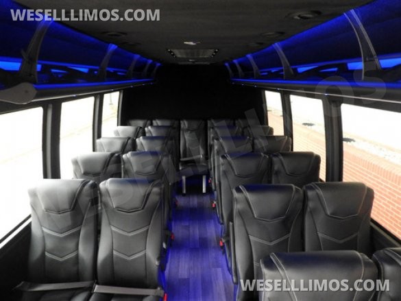 2021 Ford E450 Executive Shuttle for Sale in Anaheim, CA - Photo 3