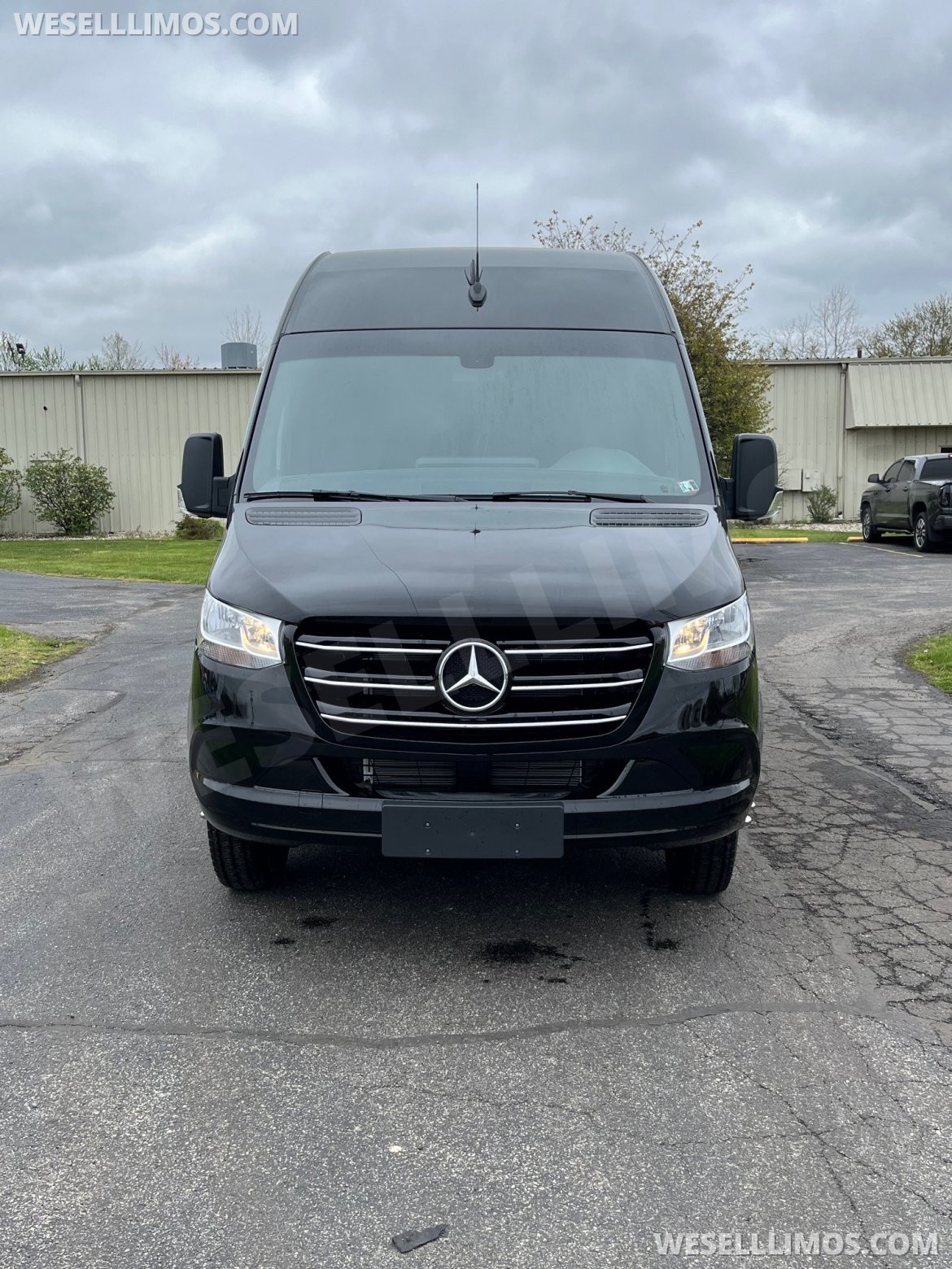 Executive Shuttle for Sale in Elkhart, IN - Photo 3