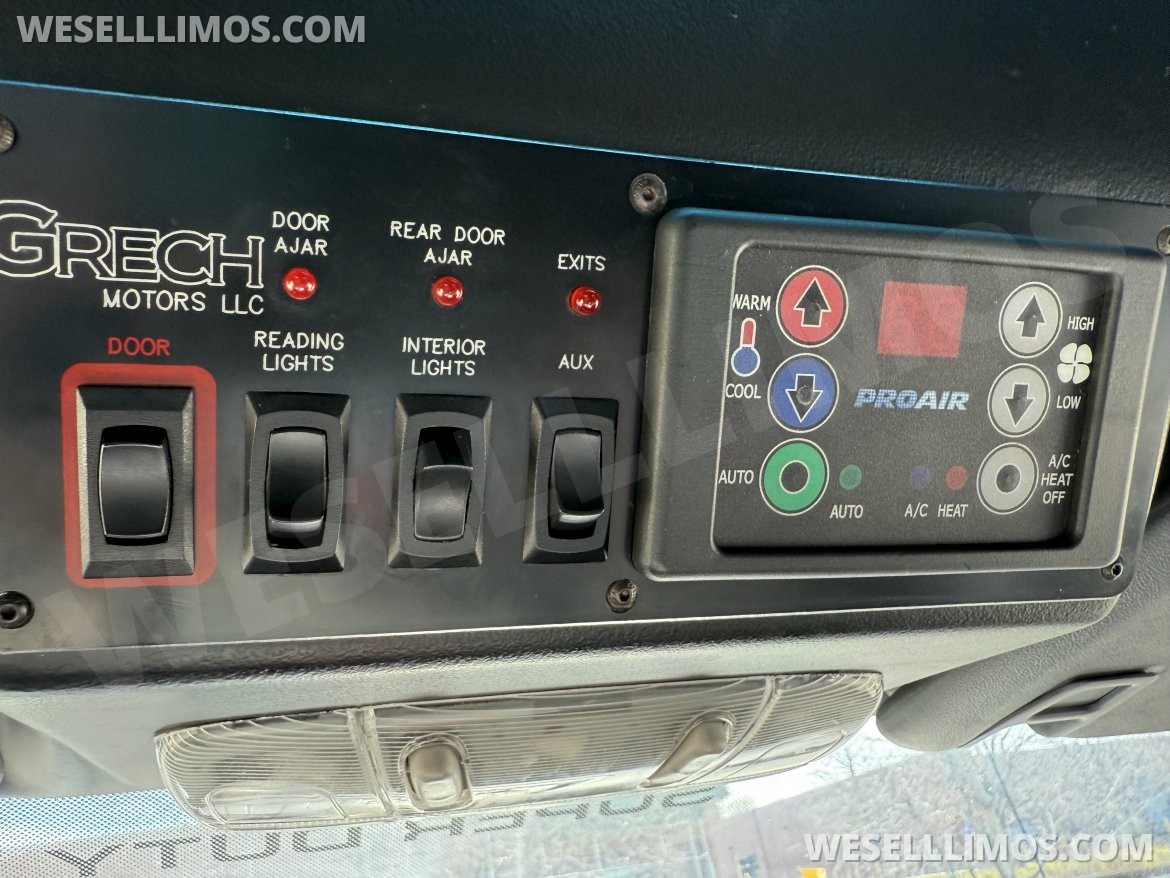 Executive Shuttle for Sale in Baton Rouge, LA - Photo 15