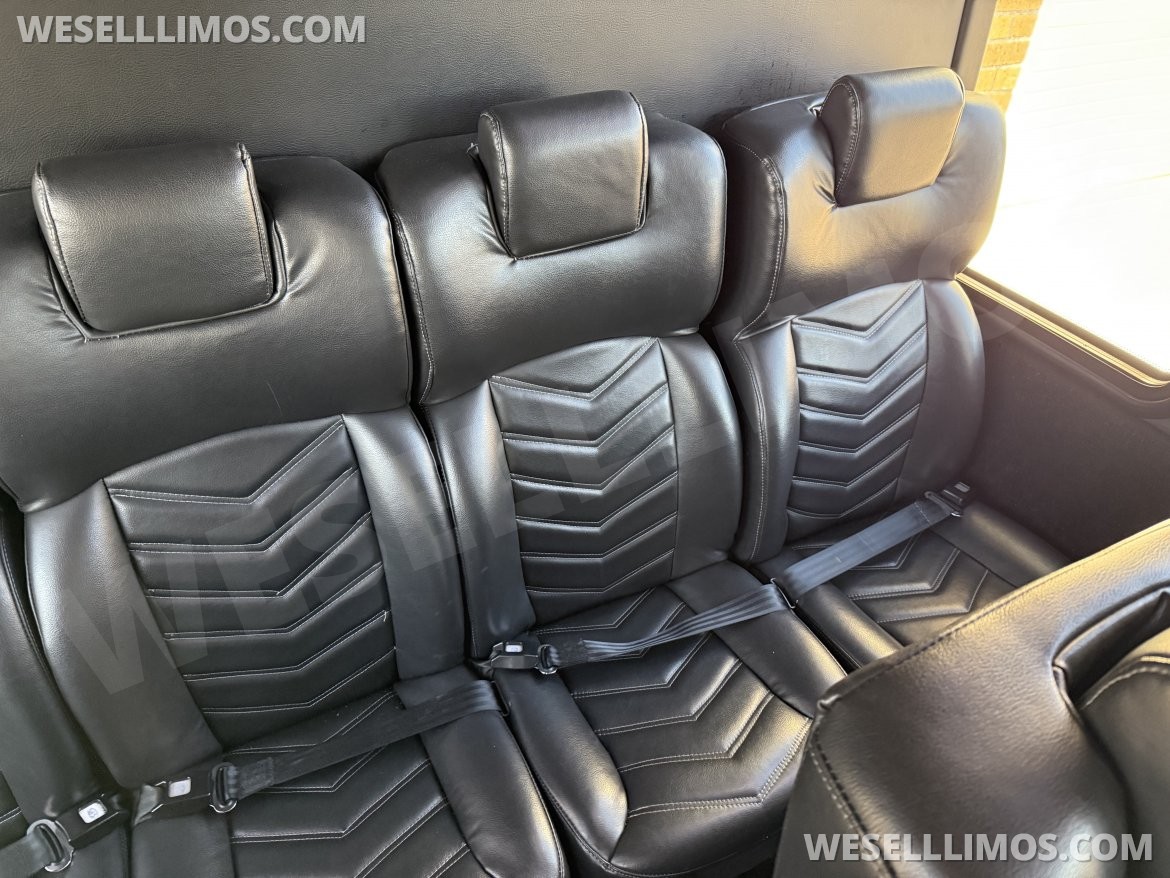 Executive Shuttle for Sale in Baton Rouge, LA - Photo 20