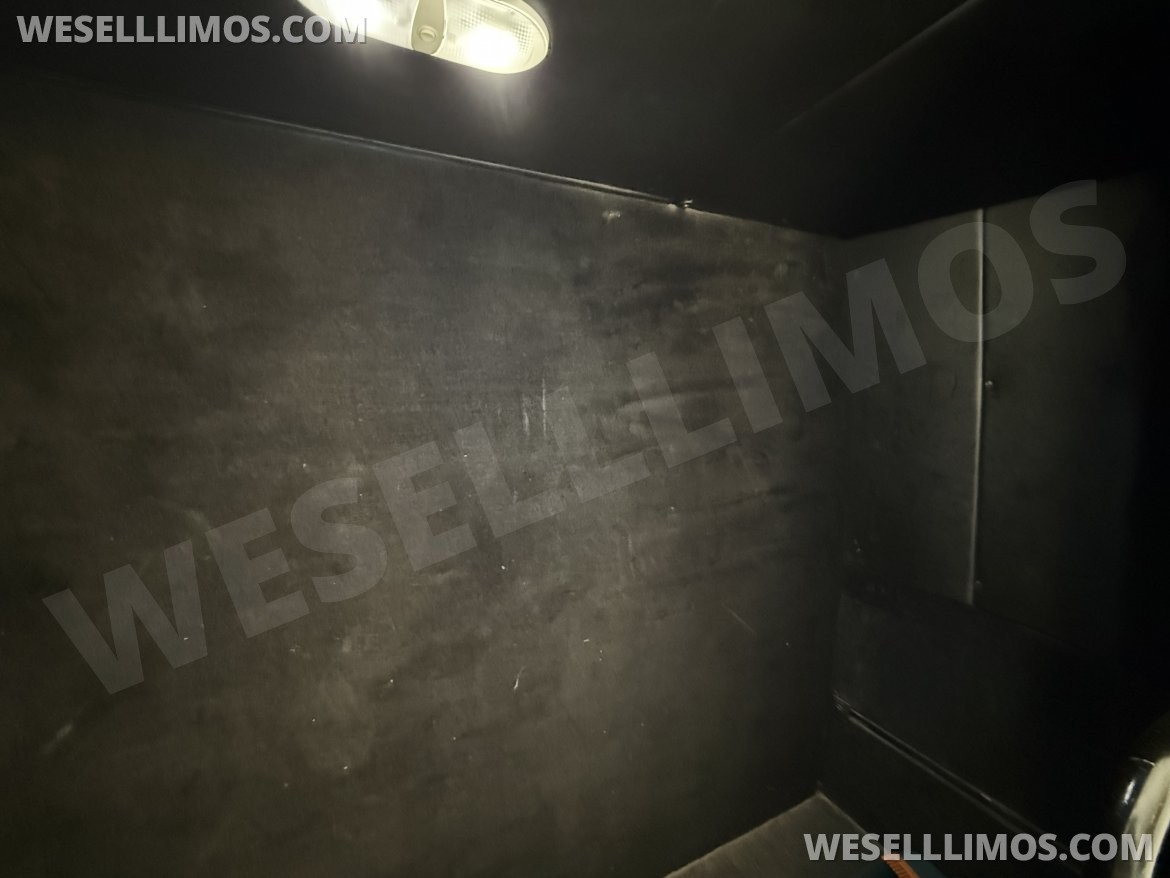 Executive Shuttle for Sale in Baton Rouge, LA - Photo 26