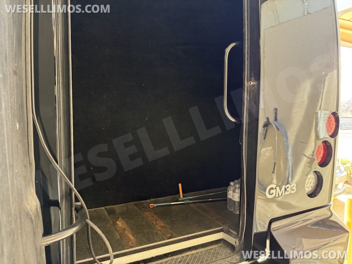 Executive Shuttle for Sale in Baton Rouge, LA - Photo 27