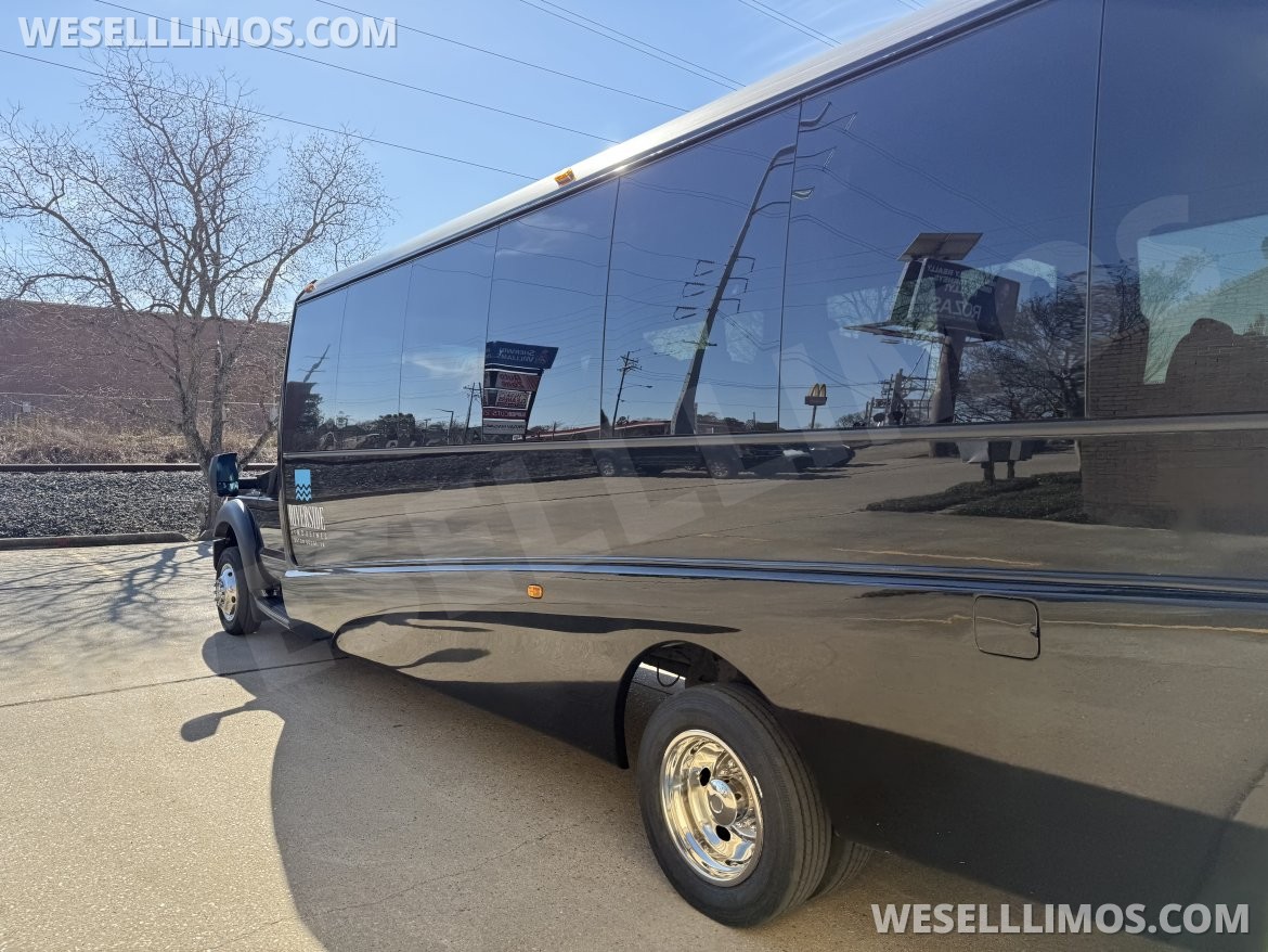 Executive Shuttle for Sale in Baton Rouge, LA - Photo 7