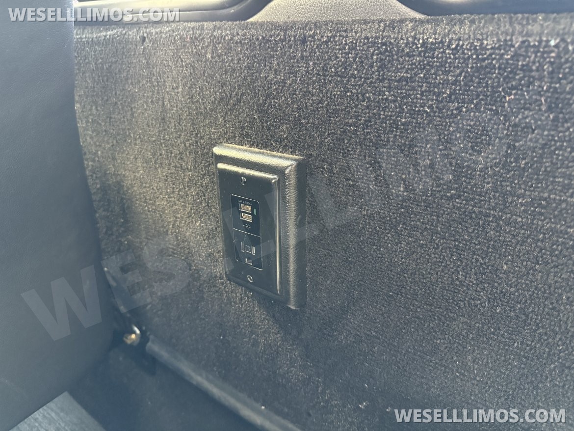 Executive Shuttle for Sale in Baton Rouge, LA - Photo 22