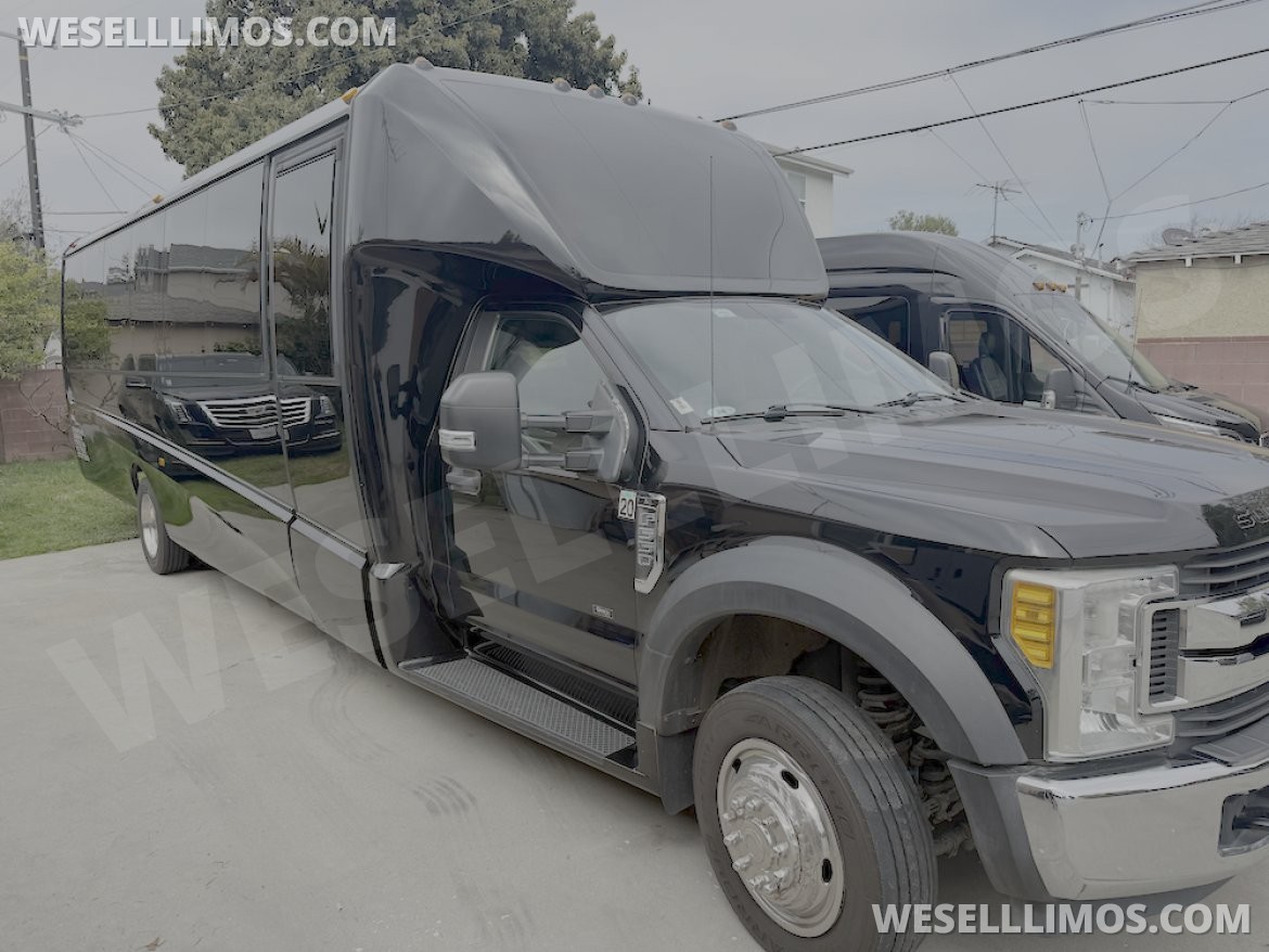 Executive Shuttle for Sale in Los Angeles, CA - Main Photo