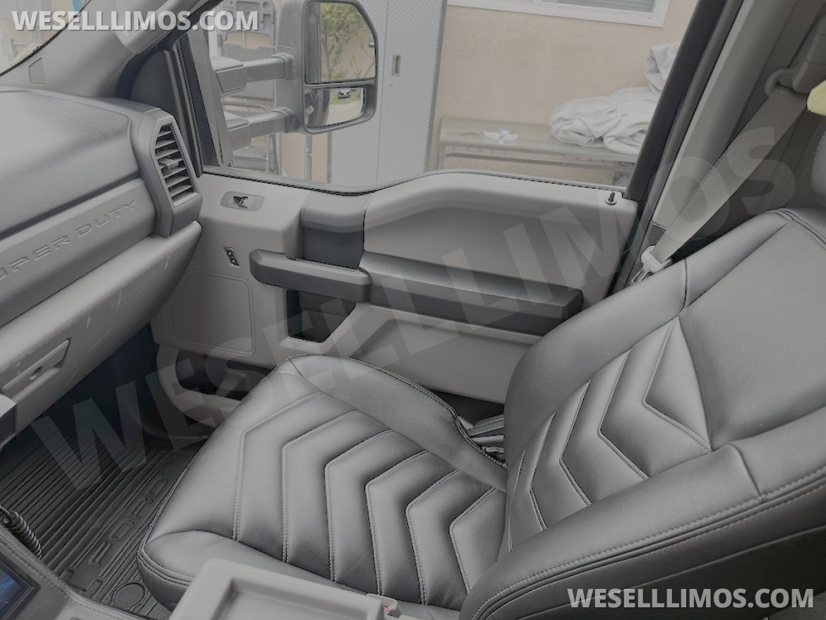 Executive Shuttle for Sale in Los Angeles, CA - Photo 15