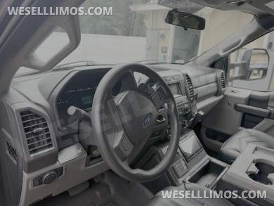 2017 Grech GM33 Ford F-550 Executive Shuttle - Executive Shuttle for Sale in Los Angeles, CA - Photo 18