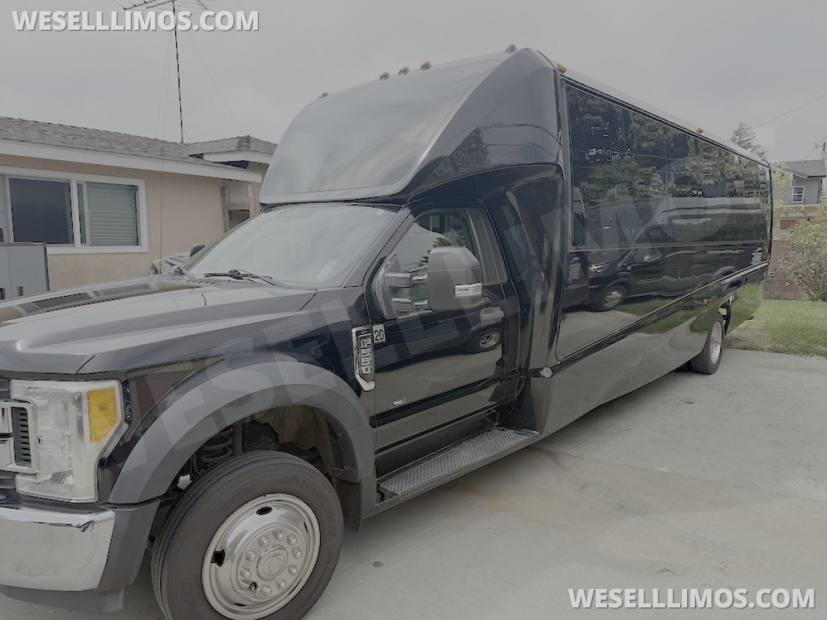 Executive Shuttle for Sale in Los Angeles, CA - Photo 19