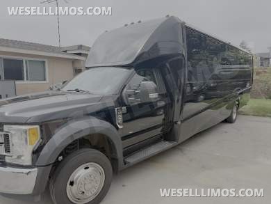 2017 Grech GM33 Ford F-550 Executive Shuttle - Executive Shuttle for Sale in Los Angeles, CA - Photo 19