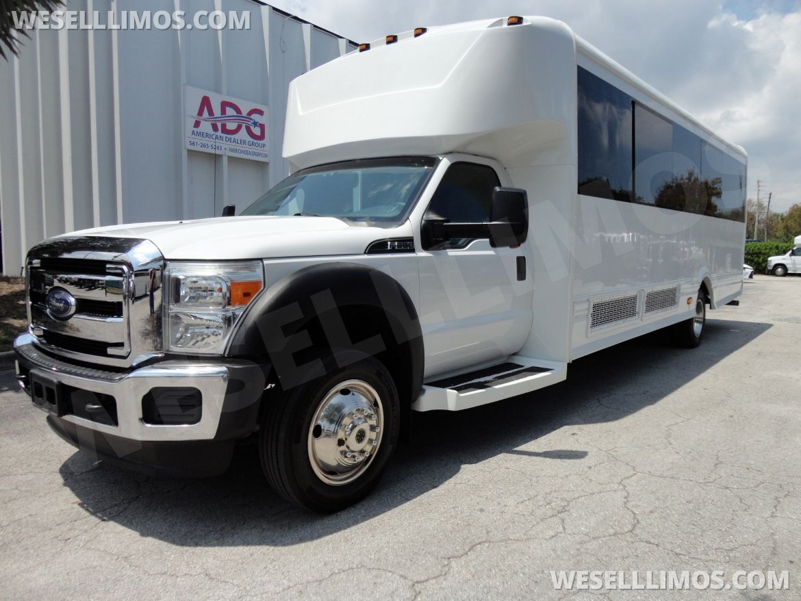 Limo Bus for Sale in Delray Beach, FL - Photo 4