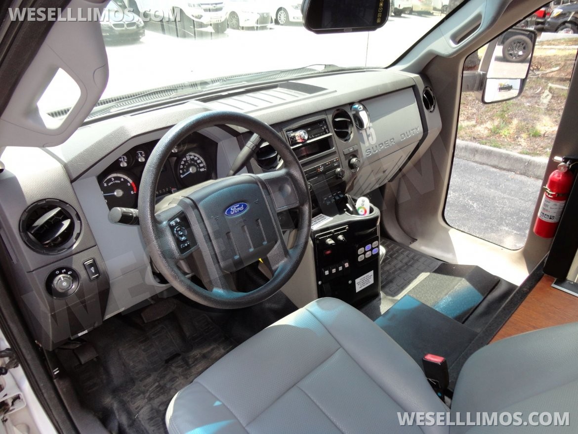 Limo Bus for Sale in Delray Beach, FL - Photo 18