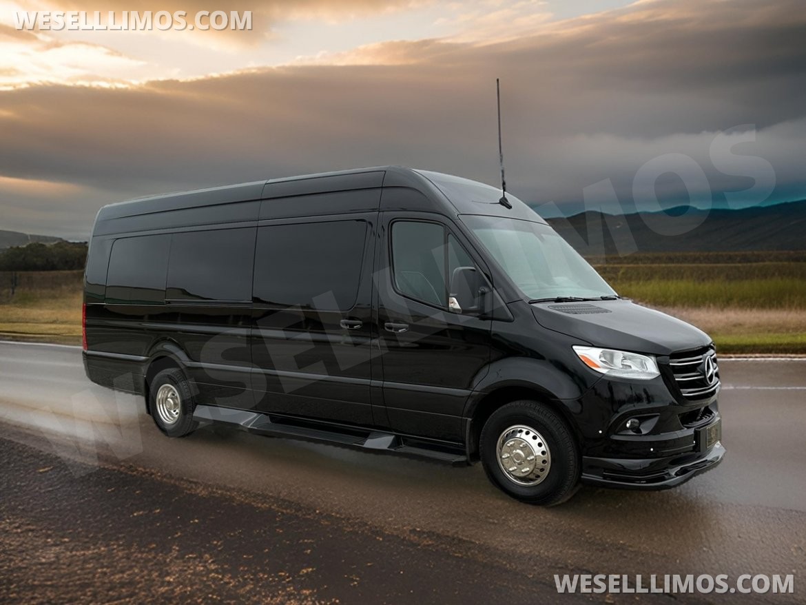 Limo Bus for Sale in Erie, PA - Photo 14