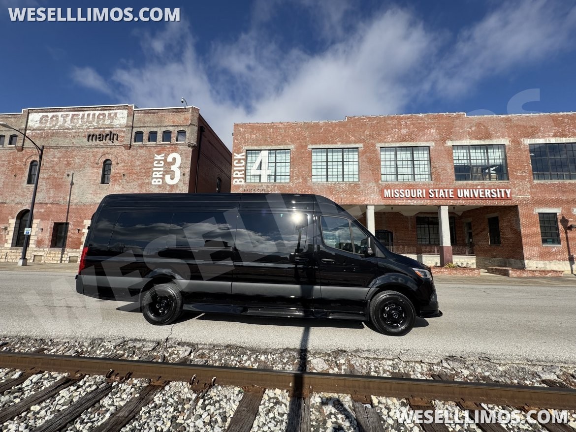 Sprinter for Sale in Springfield, MO - Photo 9