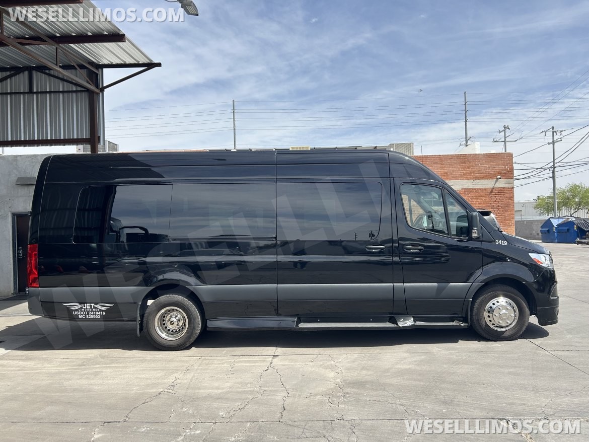 Sprinter for Sale in Phoenix, AZ - Photo 3