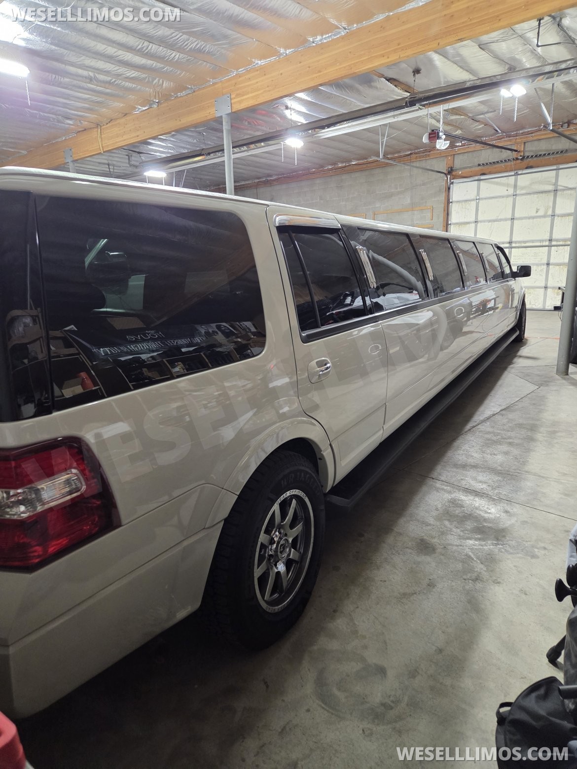 Limousine for Sale in Orem, UT - Photo 3