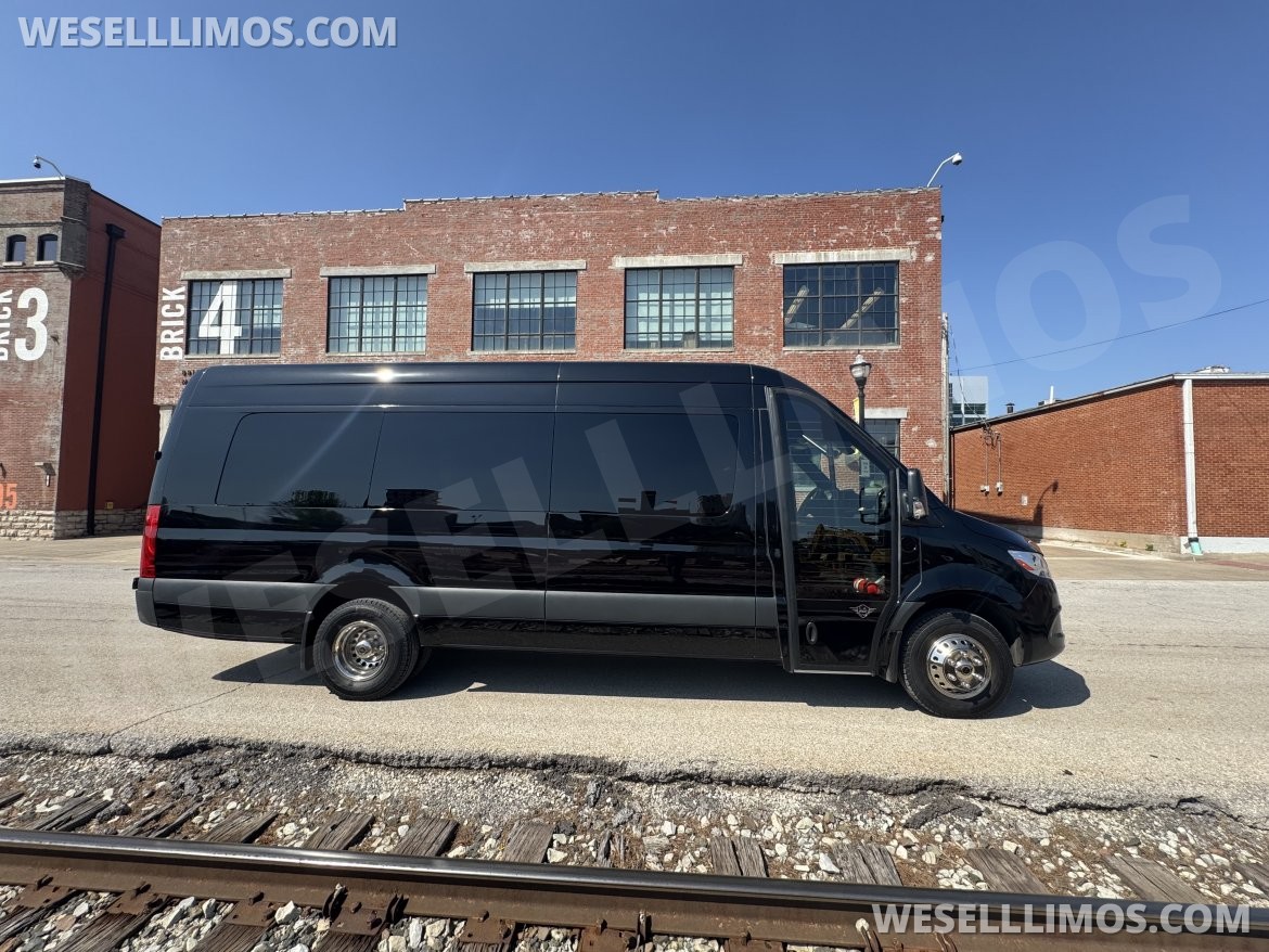 Sprinter for Sale in Springfield, MO - Photo 2