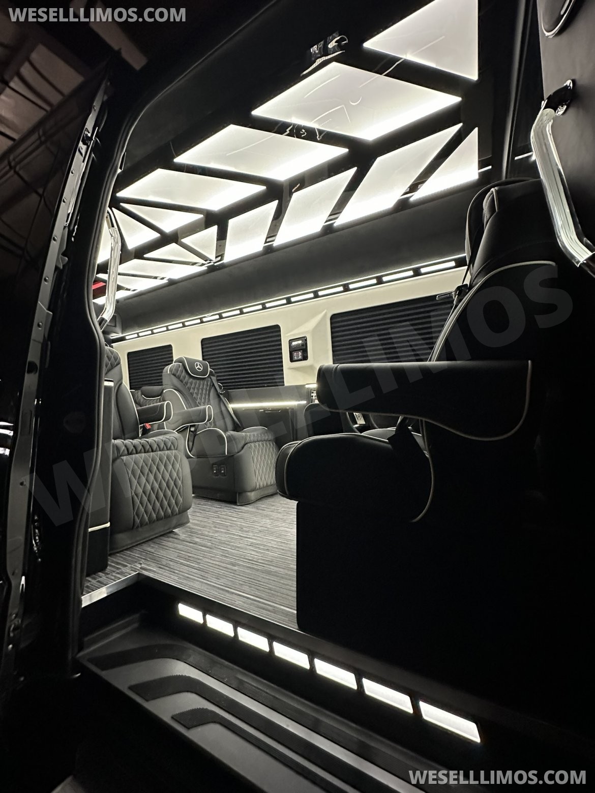 Sprinter for Sale in Springfield, MO - Main Photo