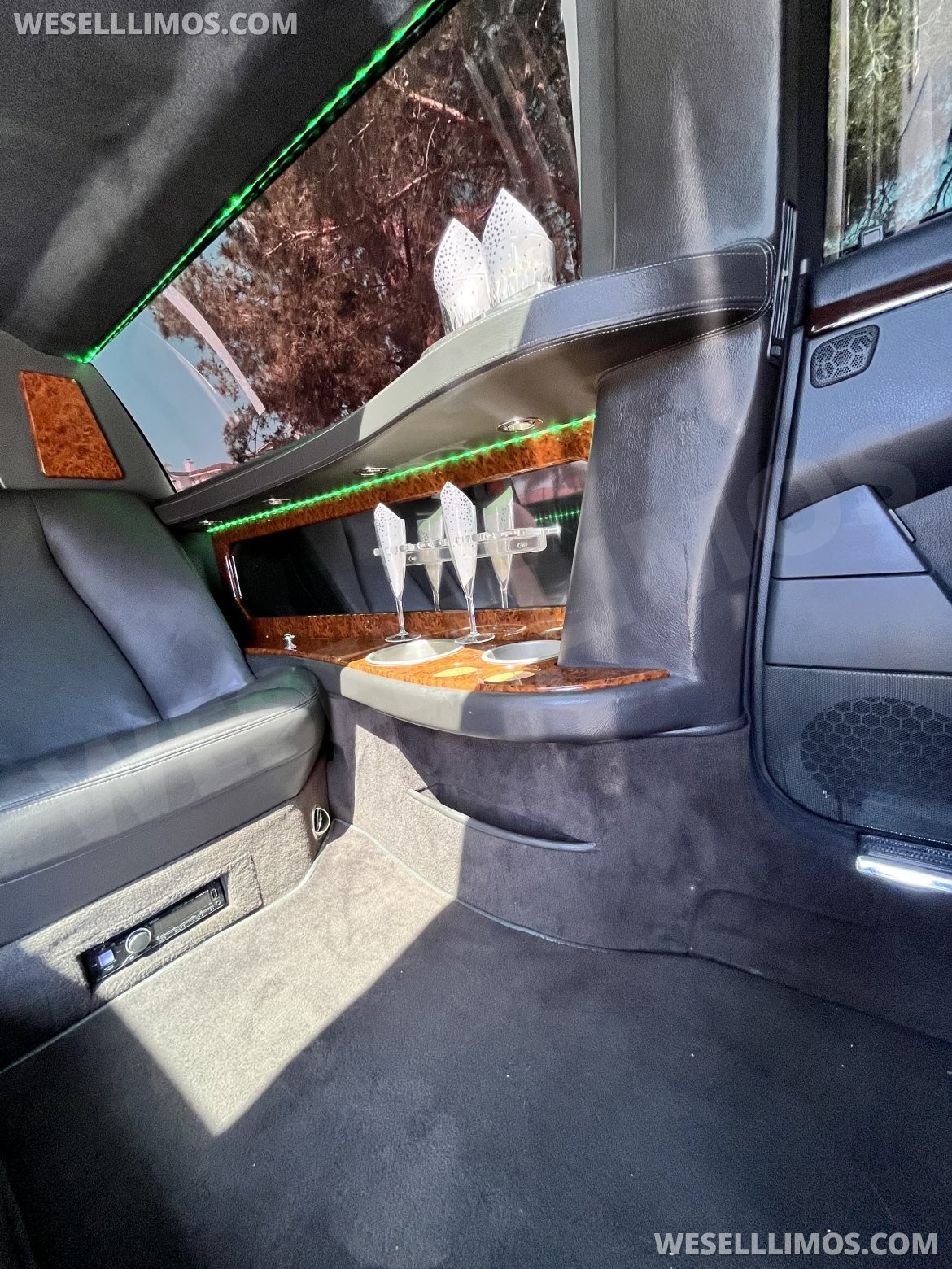 Limousine for Sale in Yorba Linda, CA - Photo 20