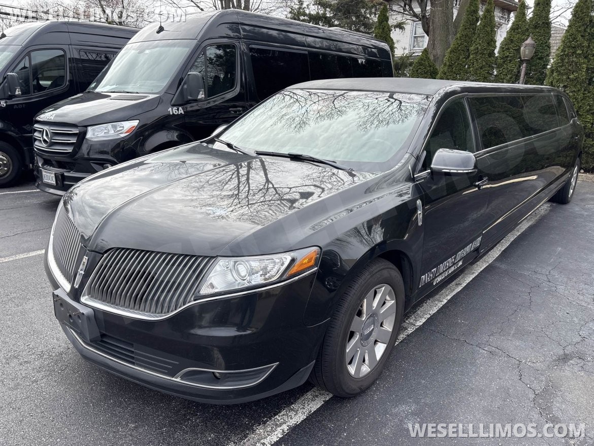 Limousine for Sale in Babylon, NY - Main Photo