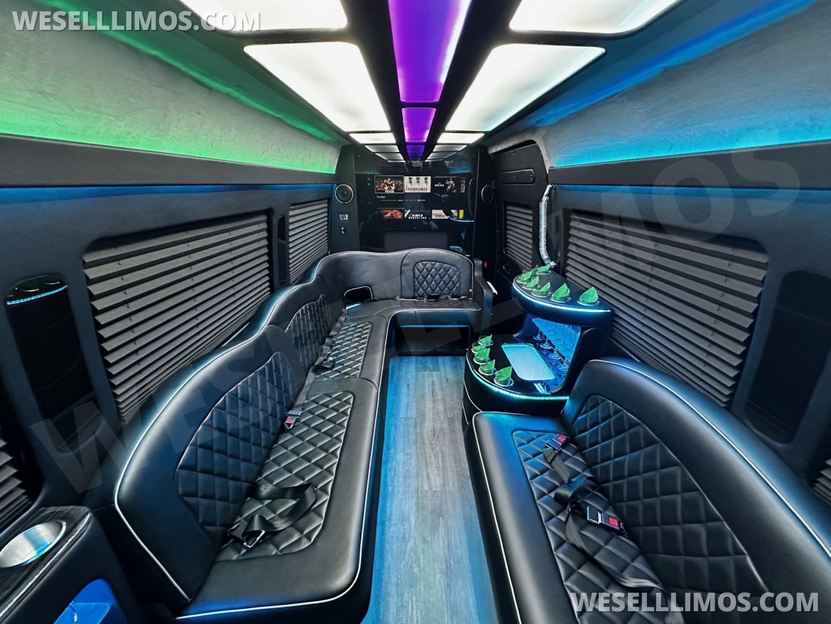 Sprinter for Sale in Carson, CA - Main Photo