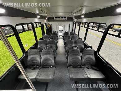 2024 Ford E-450 Super Duty ADA Passenger Bus Shuttle Bus for Sale in Carson, CA