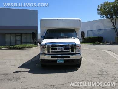 2024 Endera Motors Ford E-450 Super Duty ADA Passenger Bus - Shuttle Bus for Sale in Carson, CA - Photo 10