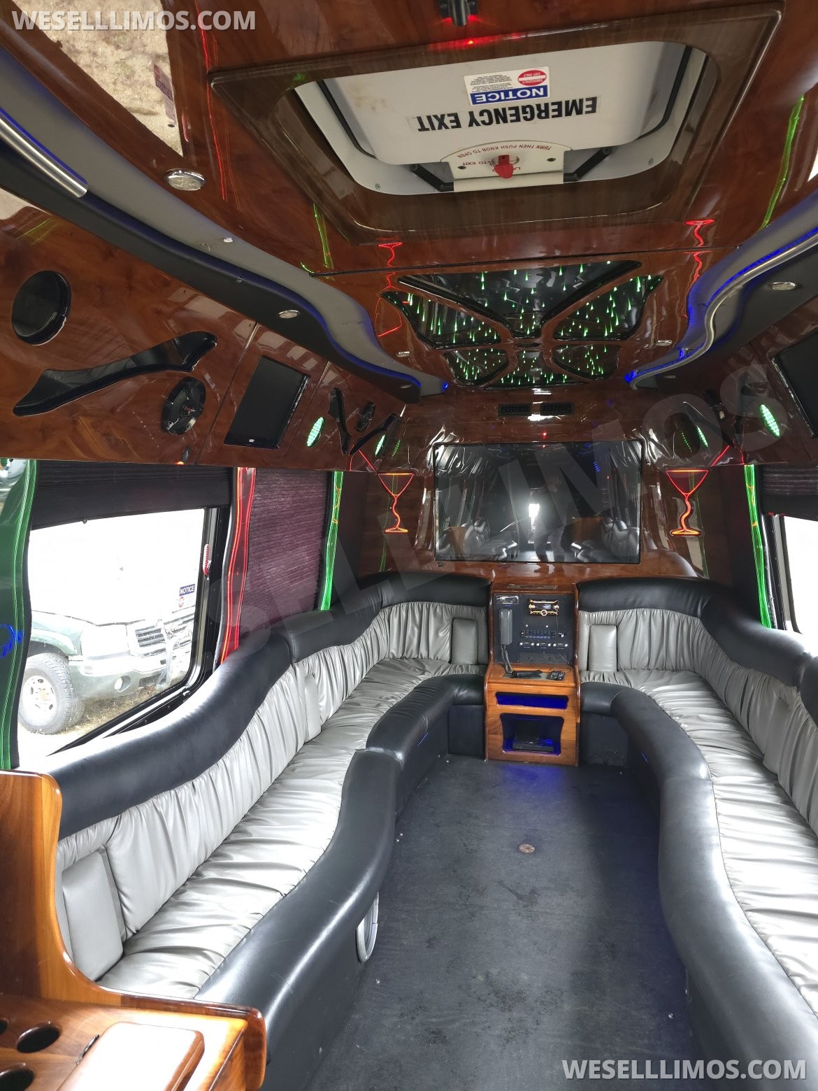 Limo Bus for Sale in Coventry, RI - Photo 12