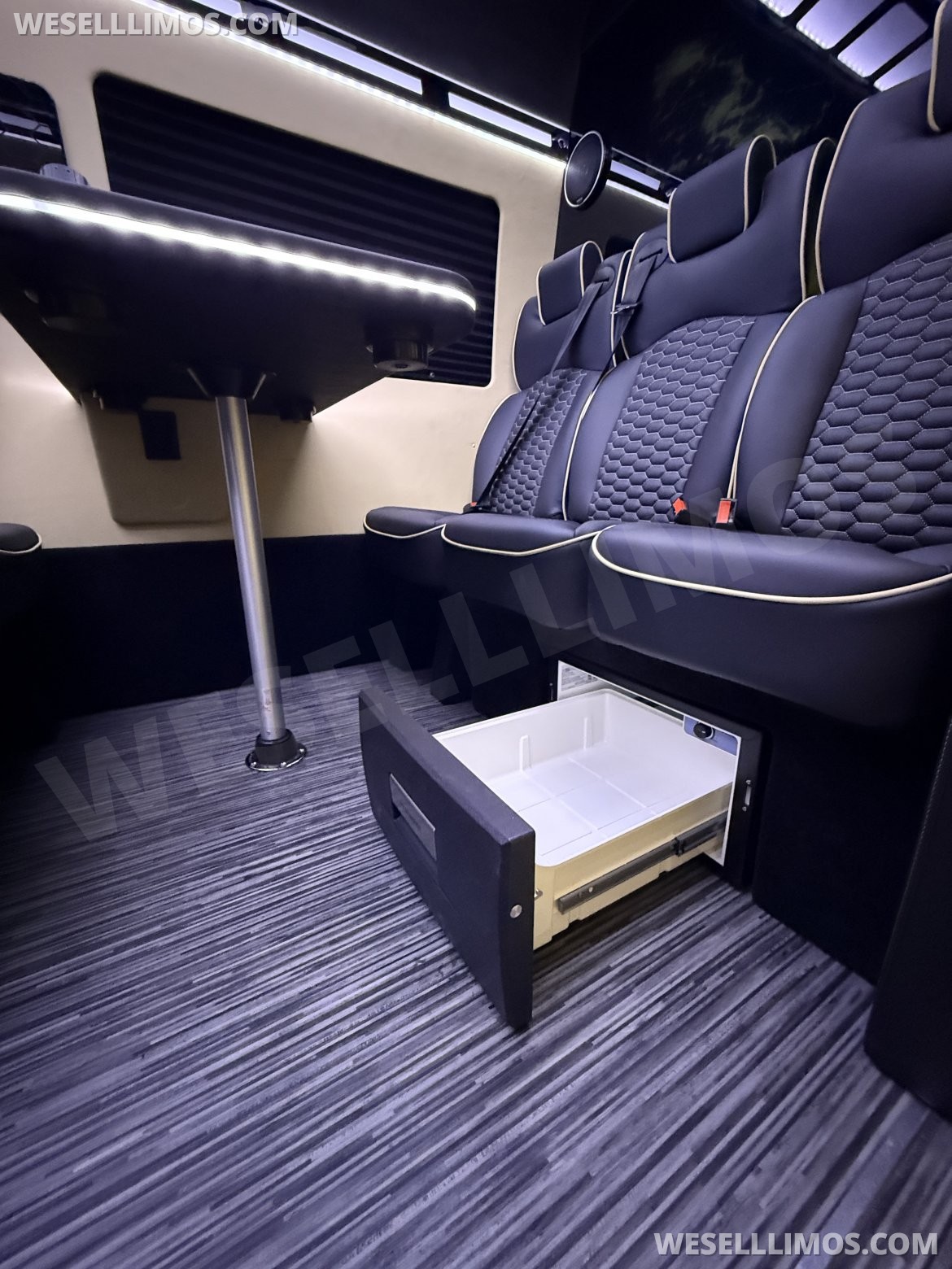 Executive Shuttle for Sale in Springfield, MO - Photo 3