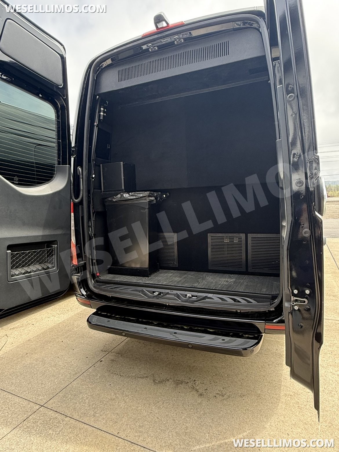 Limo Bus for Sale in North East, PA - Photo 16