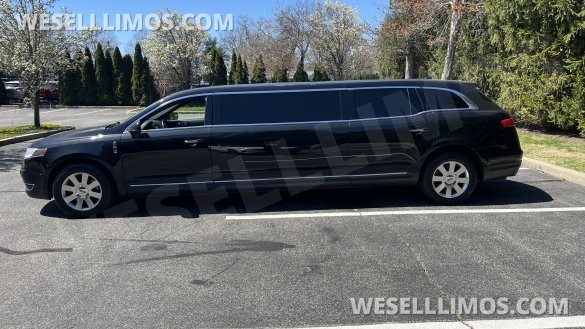 2015 Lincoln MKT Limousine for Sale in Saint James, NY - Main Photo