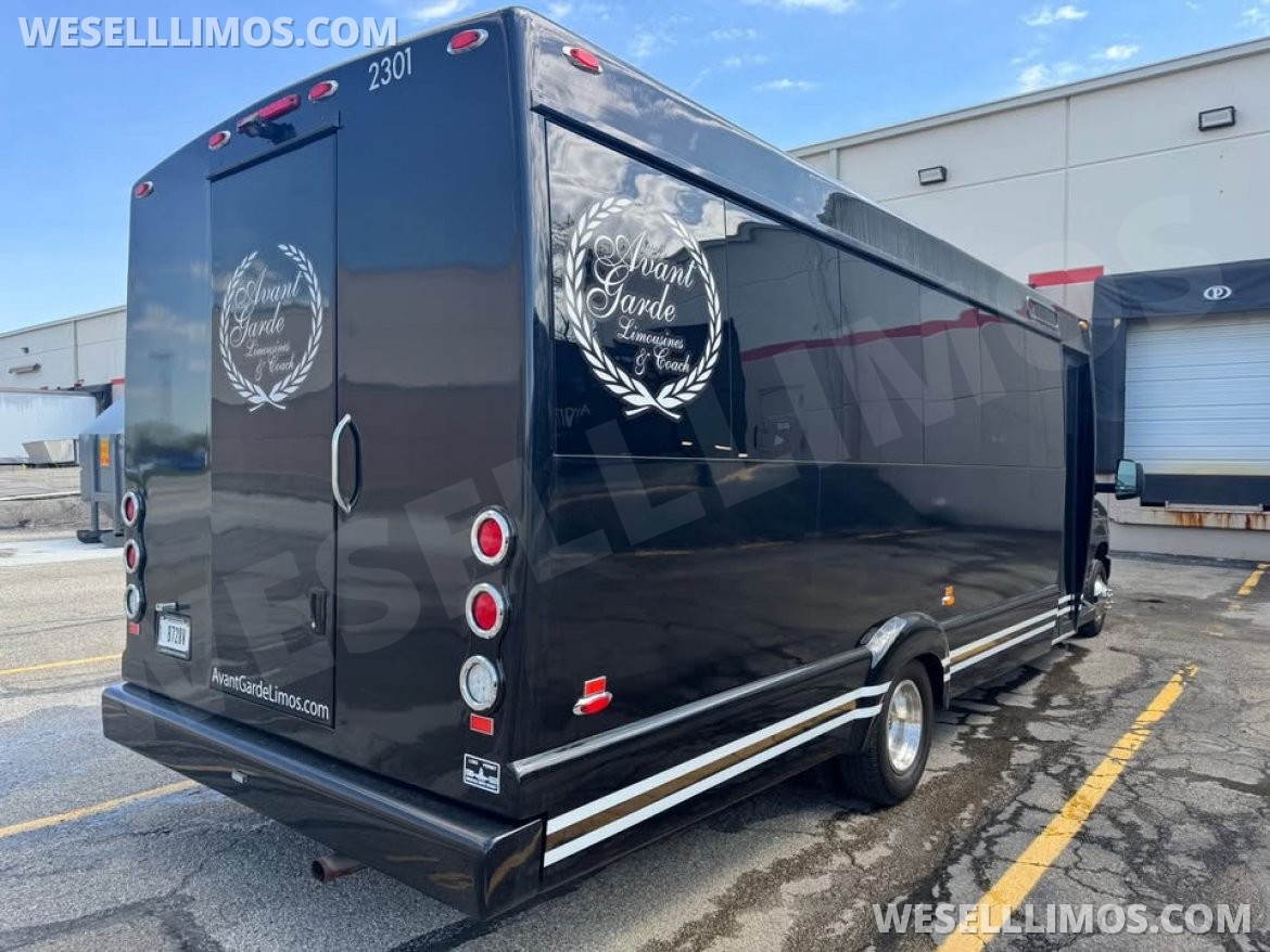 Executive Shuttle for Sale in Indianapolis, IN - Photo 4