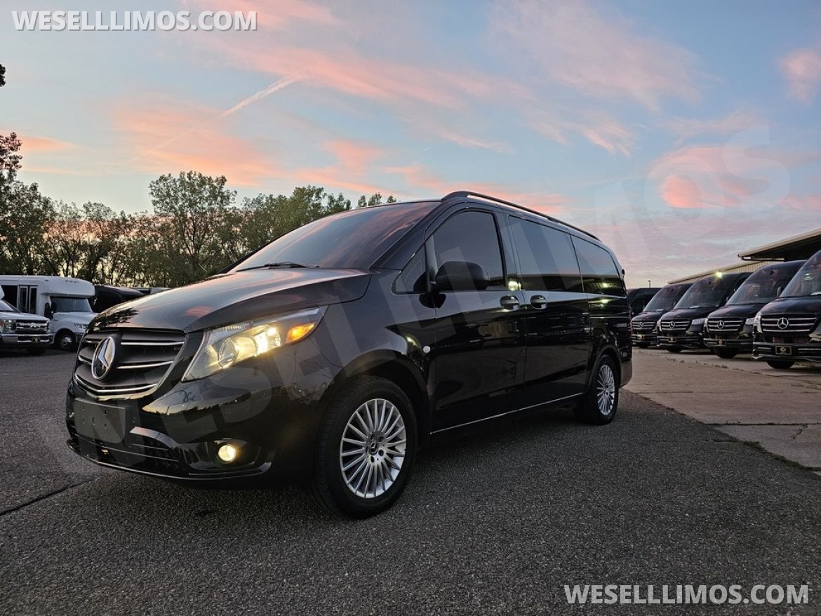 CEO SUV Mobile Office for Sale in Erie, PA - Photo 2