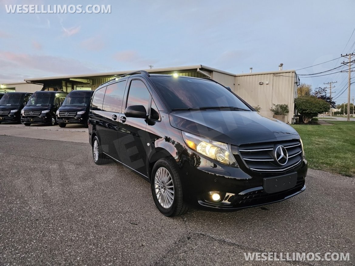 CEO SUV Mobile Office for Sale in Erie, PA - Photo 3