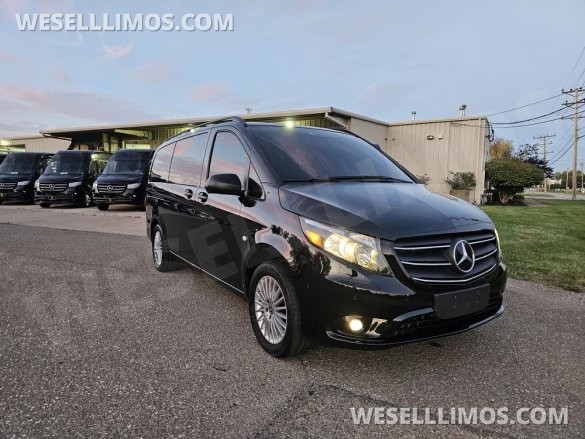2022 Mercedes-Benz Metris VIP CEO CEO SUV Mobile Office for Sale in Erie, PA - Photo 3