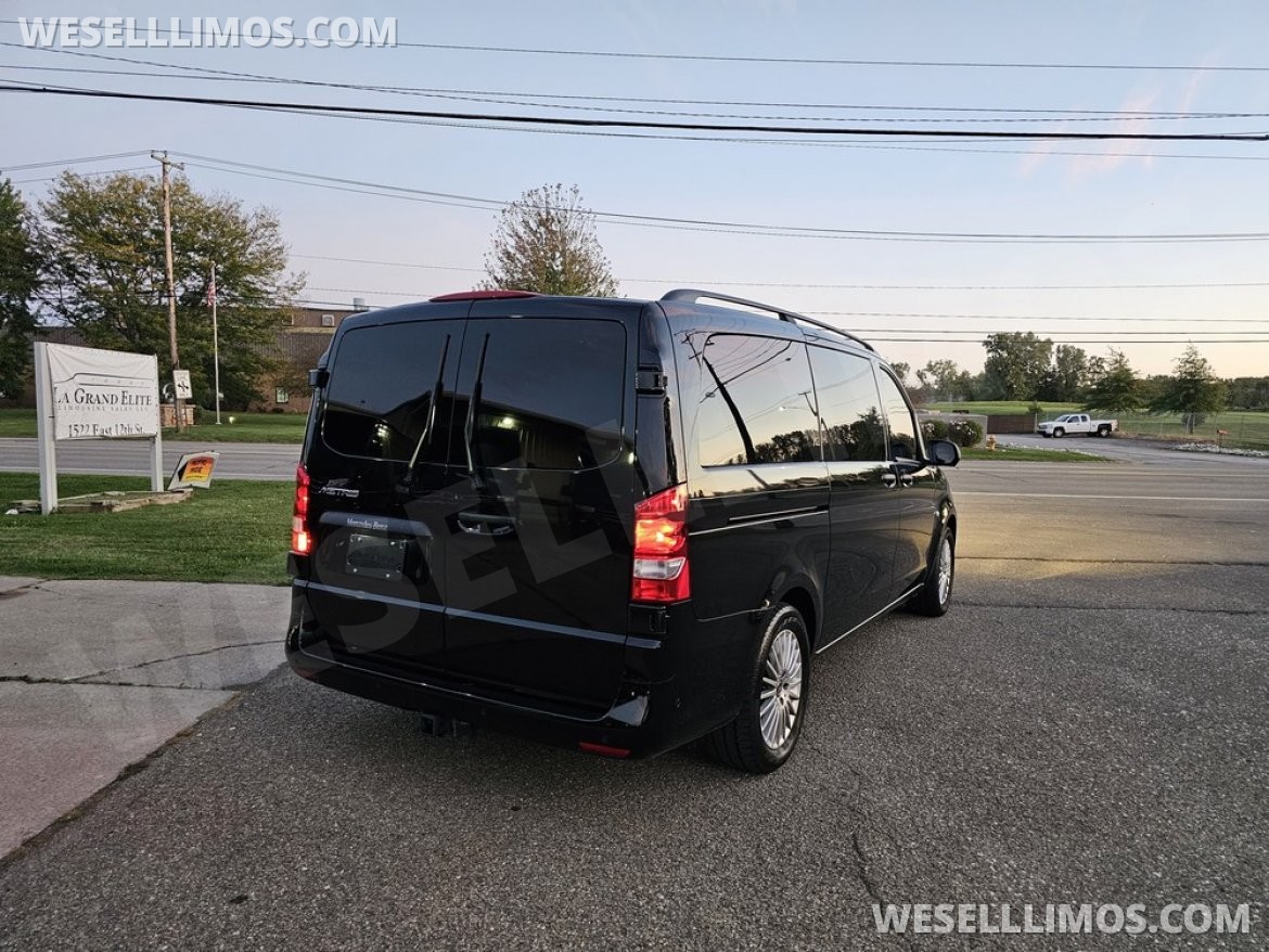 CEO SUV Mobile Office for Sale in Erie, PA - Photo 5