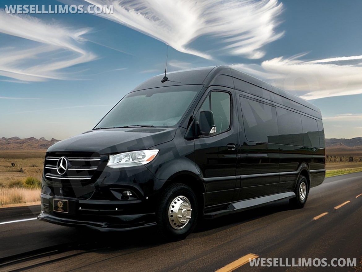Limo Bus for Sale in Erie, PA - Photo 14