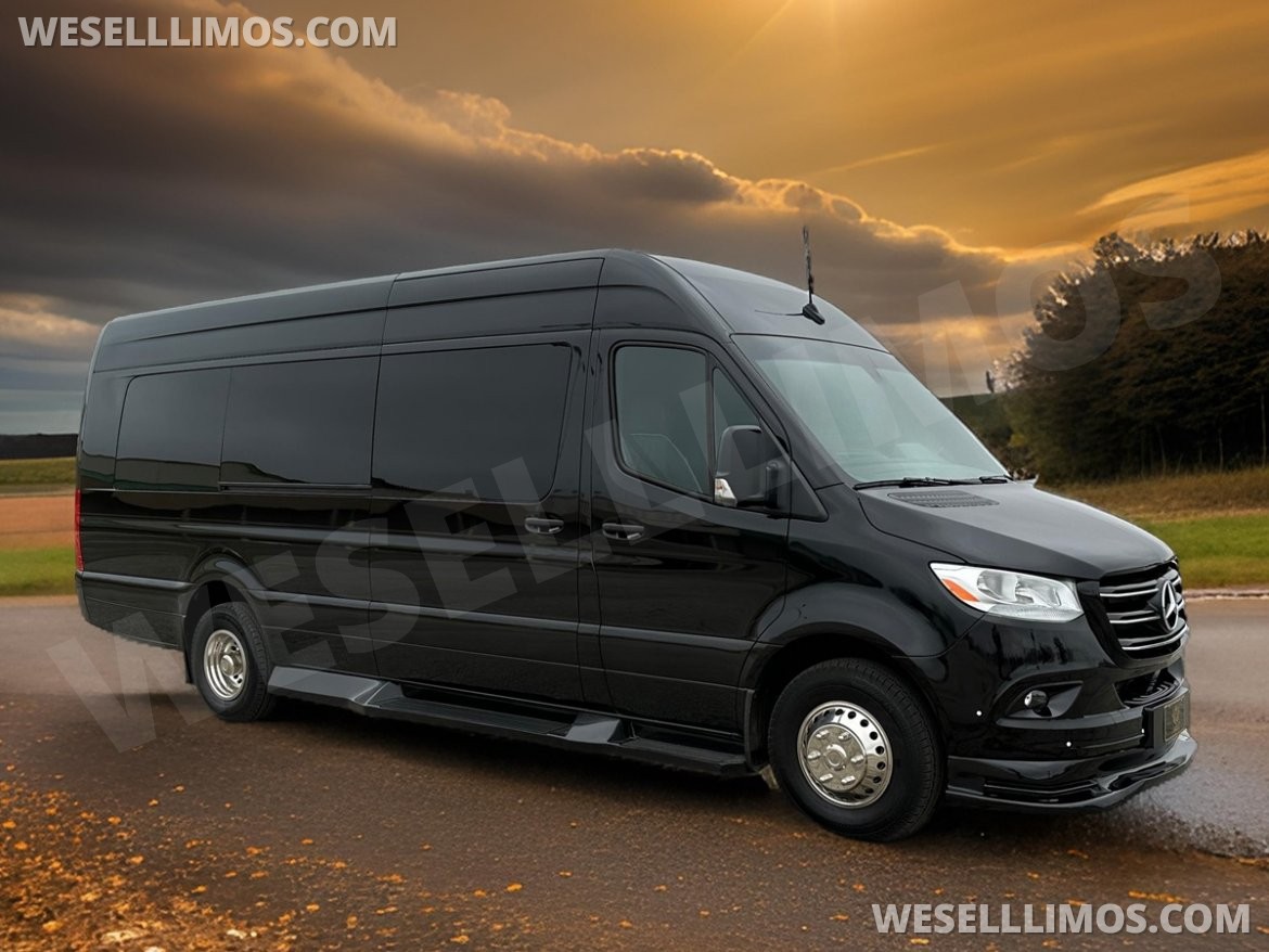 Limo Bus for Sale in Erie, PA - Photo 16