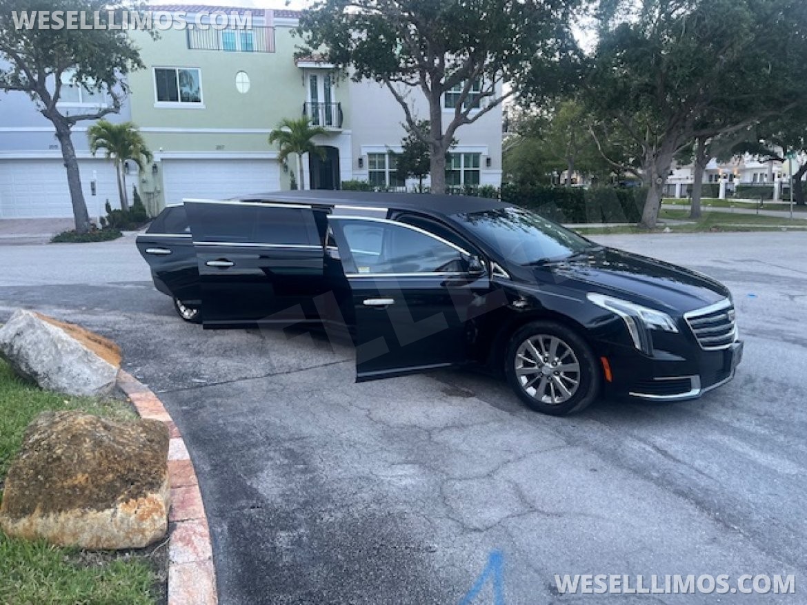 Limousine for Sale in FORT LAUDERDALE, FL - Photo 3