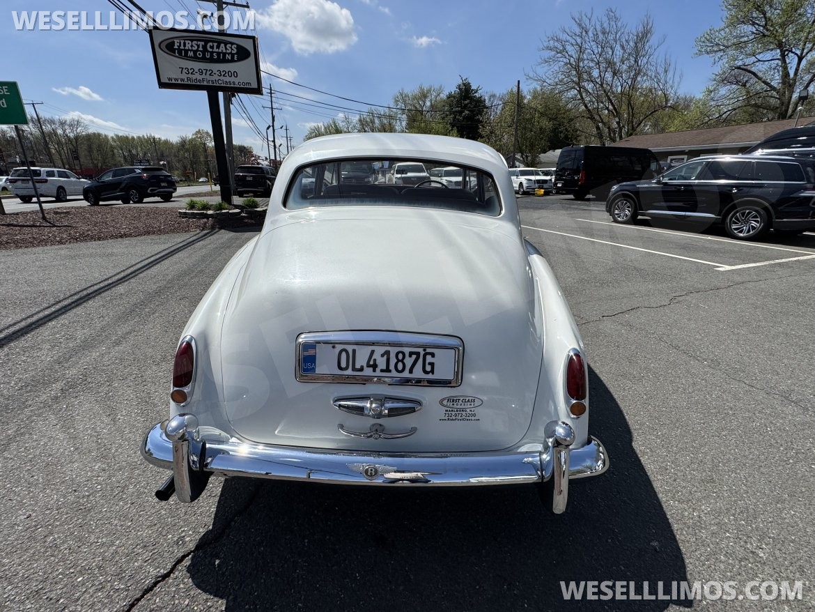 Antique for Sale in Morganville, NJ - Photo 8